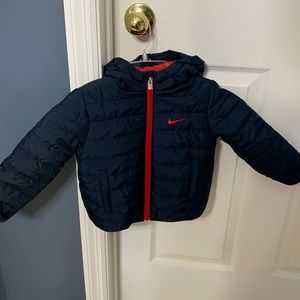 Nike toddler boys puffer zip hooded jacket size 24 month